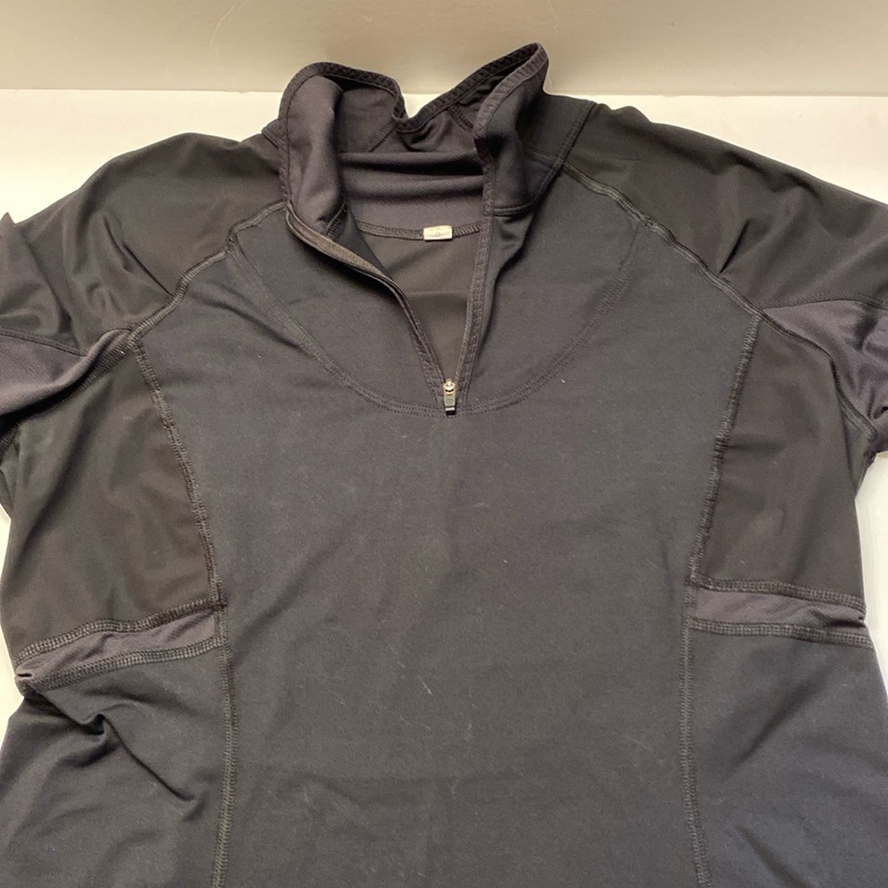 Lululemon Women’s half- zipped, Black pullover, Size:10, glow in the dark - Picture 3 of 15